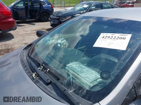 2011 Hyundai Elantra Limited с VIN KMHDH4AE8BU152515, выставлен на аукционе IAAI как лот 42922200 с пробегом 145 740 миль миль и . История ставок и продаж доступна на DreamBid. Изображение 6.