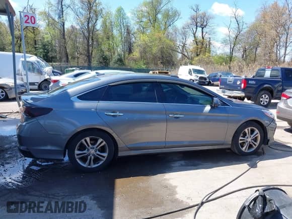 2018 Hyundai Sonata Limited z VIN 5NPE34AF4JH663454, wystawiony jako IAAI lot #41986090 z przebiegiem 76 316 mil mil oraz . Historia ofert i sprzedaży dostępna na DreamBid. Obrazek 13.