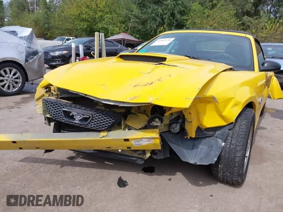2004 Ford Mustang Deluxe с VIN 1FAFP44604F139064, выставлен на аукционе IAAI как лот 43342376 с пробегом 71 707 миль миль и . История ставок и продаж доступна на DreamBid. Изображение 6.