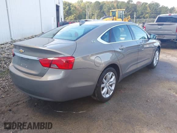 2018 Chevrolet Impala LT z VIN 2G1105S37J9109578, wystawiony jako IAAI lot #43398087 z przebiegiem 201 681 mil mil oraz . Historia ofert i sprzedaży dostępna na DreamBid. Obrazek 4.
