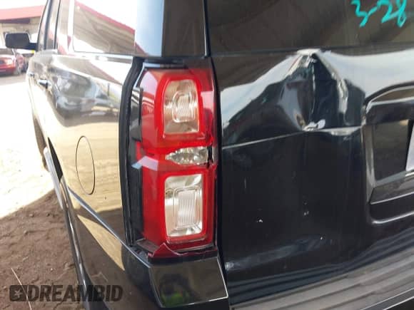 2015 Chevrolet Tahoe Commercial with VIN 1GNLC2EC0FR629983, listed as a IAAI auction lot 41917584 with 111,461 mi miles and . Bid and sale history available at DreamBid. Image 6.