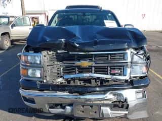 2015 Chevrolet Silverado 1500 LT z VIN 1GCVKREC0FZ153196, wystawiony jako IAAI lot #43269463 z przebiegiem 166 987 mil mil oraz . Historia ofert i sprzedaży dostępna na DreamBid. Obrazek 6.