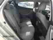 2016 Hyundai Elantra Limited с VIN 5NPDH4AE9GH697502, выставлен на аукционе Copart как лот 82704515 с пробегом 126 728 миль миль и Списание • Salvage title. История ставок и продаж доступна на DreamBid. Изображение 10.