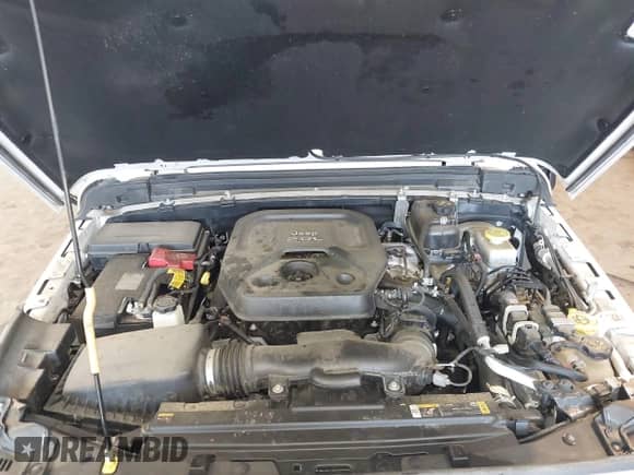 2021 Jeep Wrangler Unlimited Willys z VIN 1C4HJXDN6MW856999, wystawiony jako IAAI lot #42642495 z przebiegiem 62 167 mil mil oraz . Historia ofert i sprzedaży dostępna na DreamBid. Obrazek 10.