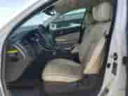 2014 Hyundai Equus Signature z VIN KMHGH4JH2EU090816, wystawiony jako Copart lot #54565535 z przebiegiem 168 285 mil mil oraz Szkoda całkowita • Salvage title. Historia ofert i sprzedaży dostępna na DreamBid. Obrazek 7.