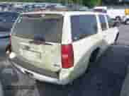 2007 Chevrolet Suburban LS with VIN 3GNFC16037G261750, listed as a IAAI auction lot 43005288 with 204,515 mi miles and . Bid and sale history available at DreamBid. Image 4.