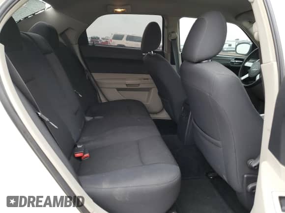 2007 Chrysler 300 z VIN 2C3KA43R97H720317, wystawiony jako Copart lot #85754325 z przebiegiem 105 476 mil mil oraz Nie do naprawy • Non repairable. Historia ofert i sprzedaży dostępna na DreamBid. Obrazek 10.