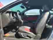 2009 Ford Mustang Shelby GT500 z VIN 1ZVHT88SX95132470, wystawiony jako Copart lot #73875834 z przebiegiem Nie podano mil oraz Szkoda całkowita • Salvage title. Historia ofert i sprzedaży dostępna na DreamBid. Obrazek 7.