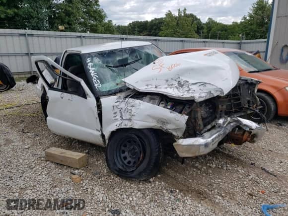 1997 Chevrolet S-10 LS с VIN 1GCCS1445V8207843, выставлен на аукционе Copart как лот 57161542 с пробегом 231 330 миль миль и Списание • Salvage title. История ставок и продаж доступна на DreamBid. Изображение 1.