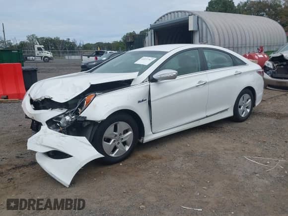 2012 Hyundai Sonata Hybrid with VIN KMHEC4A49CA033322, listed as a IAAI auction lot 43237767 with 84,634 mi miles and . Bid and sale history available at DreamBid. Image 2.