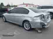 2010 BMW 3 Series 328i с VIN WBAPH5C52AA439463, выставлен на аукционе IAAI как лот 42887420 с пробегом 133 355 миль миль и . История ставок и продаж доступна на DreamBid. Изображение 3.