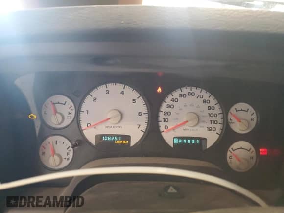 2004 Dodge 1500 SLT z VIN 1D7HU18N44S779593, wystawiony jako Copart lot #63994885 z przebiegiem 108 251 mil mil oraz Czysty tytuł • Clean title. Historia ofert i sprzedaży dostępna na DreamBid. Obrazek 9.