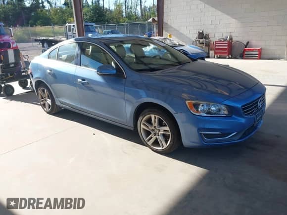 2015 Volvo S60 T5 Drive-E Premier with VIN YV126MFB2F1313006, listed as a IAAI auction lot 42654814 with Not provided miles and . Bid and sale history available at DreamBid. Image 1.