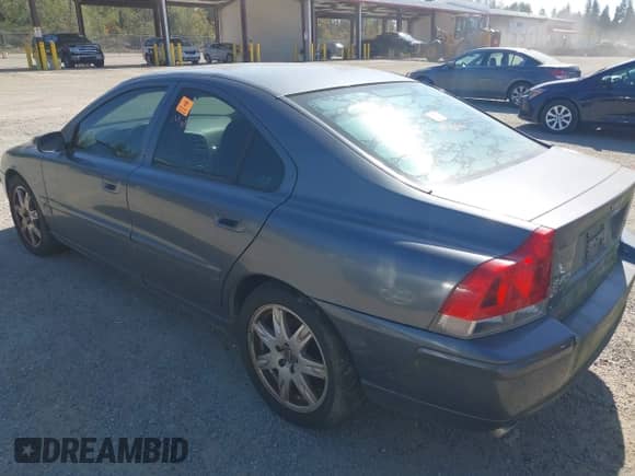 2006 Volvo S60 2.5L Turbo с VIN YV1RS592362518825, выставлен на аукционе IAAI как лот 43235434 с пробегом Не указан миль и . История ставок и продаж доступна на DreamBid. Изображение 3.