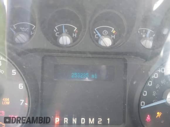 2013 Ford F-250 XL с VIN 1FT7W2B61DEB19761, выставлен на аукционе IAAI как лот 43126414 с пробегом 253 235 миль миль и . История ставок и продаж доступна на DreamBid. Изображение 7.