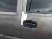 2005 GMC Sierra 1500 SLE с VIN 2GTEK13T851393981, выставлен на аукционе IAAI как лот 43417332 с пробегом 257 564 миль миль и . История ставок и продаж доступна на DreamBid. Изображение 18.