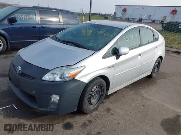 2011 Toyota Prius III with VIN JTDKN3DU2B5330849, listed as a IAAI auction lot 43454662 with 245,000 mi miles and . Bid and sale history available at DreamBid. Image 2.