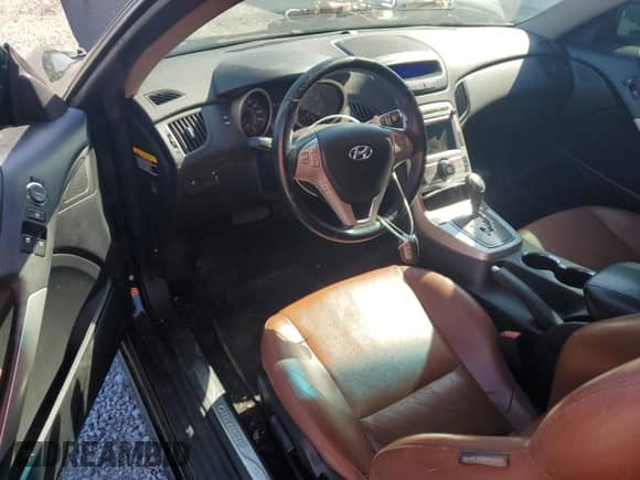 2010 Hyundai Genesis Coupe with VIN KMHHU6KH0AU035673, listed as a Copart auction lot 54561415 with 109,084 mi miles and Salvage title. Bid and sale history available at DreamBid. Image 8.