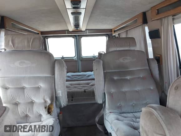1995 Chevrolet Chevy Van with VIN 1GBEG25K6SF190785, listed as a IAAI auction lot 42862227 with 692,781 mi miles and . Bid and sale history available at DreamBid. Image 12.