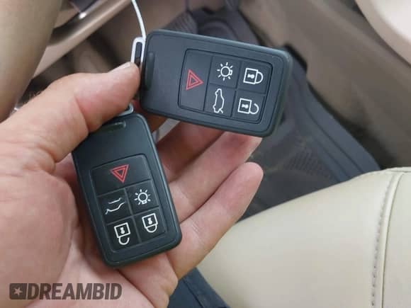 2009 Volvo XC70 3.2L с VIN YV4BZ982091064424, выставлен на аукционе IAAI как лот 42862212 с пробегом 52 170 миль миль и . История ставок и продаж доступна на DreamBid. Изображение 11.