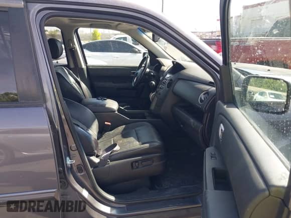 2014 Honda Pilot EX-L z VIN 5FNYF4H56EB052783, wystawiony jako IAAI lot #42944860 z przebiegiem 152 919 mil mil oraz . Historia ofert i sprzedaży dostępna na DreamBid. Obrazek 5.