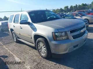 2009 Chevrolet Tahoe with VIN 1GNFK13539R281633, listed as a IAAI auction lot 43105763 with 178,576 mi miles and . Bid and sale history available at DreamBid. Image 1.