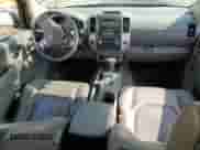 2010 Nissan Frontier SE с VIN 1N6AD0EV6AC411977, выставлен на аукционе Copart как лот 65677655 с пробегом 161 558 миль миль и Списание • Salvage title. История ставок и продаж доступна на DreamBid. Изображение 8.
