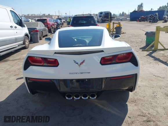 2017 Chevrolet Corvette Z51 3LT with VIN 1G1YM2D72H5119735, listed as a IAAI auction lot 43405628 with 19,082 mi miles and . Bid and sale history available at DreamBid. Image 16.