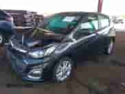 2019 Chevrolet Spark LT z VIN KL8CD6SA4KC709454, wystawiony jako IAAI lot #42131991 z przebiegiem 81 842 mil mil oraz . Historia ofert i sprzedaży dostępna na DreamBid. Obrazek 17.