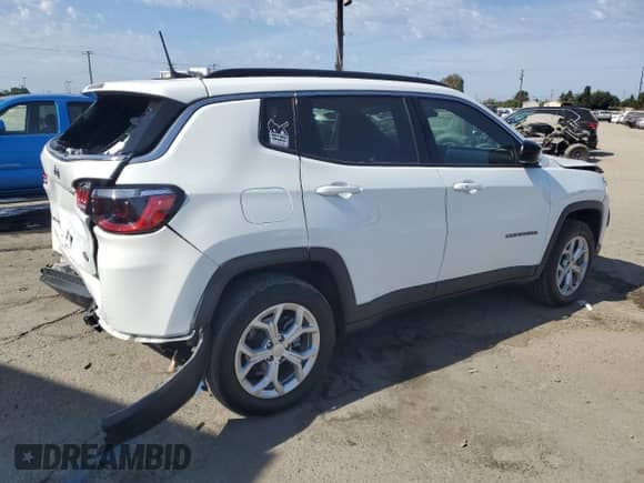 2024 Jeep Compass Latitude with VIN 3C4NJDBNXRT110623, listed as a Copart auction lot 80965655 with 60,432 mi miles and Salvage title. Bid and sale history available at DreamBid. Image 3.