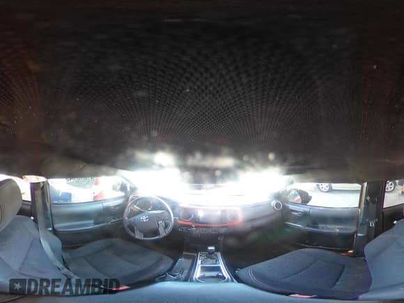 2017 Toyota Tacoma SR5 с VIN 5TFCZ5AN7HX091488, выставлен на аукционе IAAI как лот 43096343 с пробегом 85 481 миль миль и . История ставок и продаж доступна на DreamBid. Изображение 19.