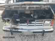 1993 Dodge Cargo with VIN 2B6JB31YXPK510390, listed as a Copart auction lot 72402394 with Not provided miles and Non repairable. Bid and sale history available at DreamBid. Image 7.