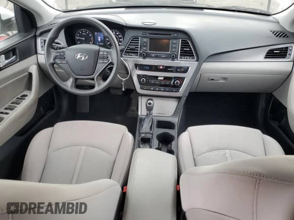 2015 Hyundai Sonata Limited with VIN 5NPE34AF5FH035376, listed as a Copart auction lot 82699565 with 129,589 mi miles and Clean title. Bid and sale history available at DreamBid. Image 8.