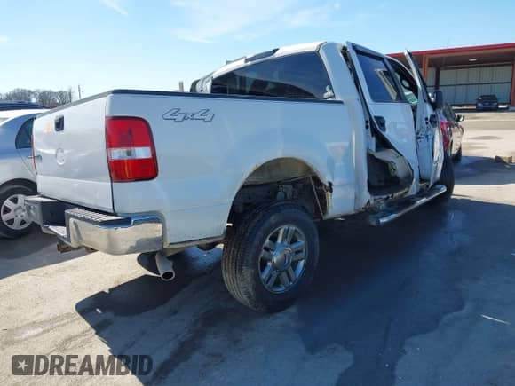 2007 Ford F-150 XLT с VIN 1FTRW14W27KC23309, выставлен на аукционе IAAI как лот 41639289 с пробегом Не указан миль и . История ставок и продаж доступна на DreamBid. Изображение 4.