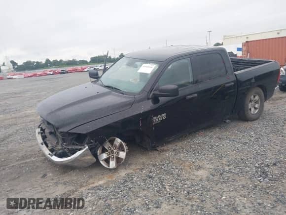 2020 Ram 1500 Tradesman z VIN 3C6RR7KG8LG132415, wystawiony jako IAAI lot #43114404 z przebiegiem 80 717 mil mil oraz . Historia ofert i sprzedaży dostępna na DreamBid. Obrazek 18.