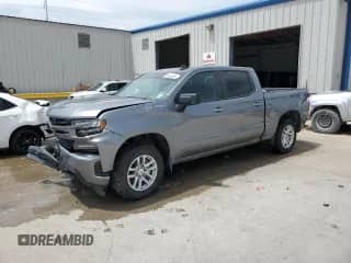 2021 Chevrolet Silverado 1500 RST z VIN 1GCPWDED4MZ135046, wystawiony jako Copart lot #58340235 z przebiegiem Nie podano mil oraz Szkoda całkowita • Salvage title. Historia ofert i sprzedaży dostępna na DreamBid. Obrazek 1.