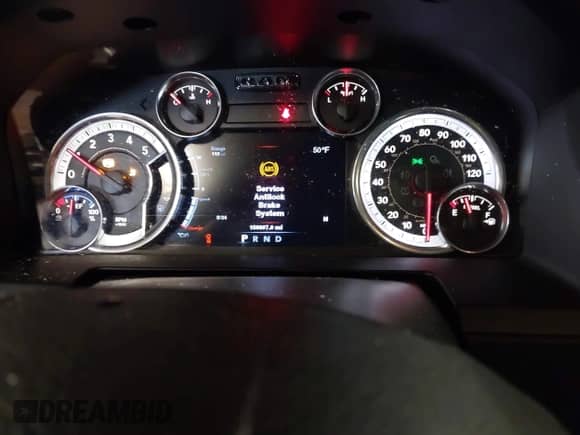 2014 Ram 1500 Laramie z VIN 1C6RR7NM2ES476528, wystawiony jako IAAI lot #42309574 z przebiegiem 150 307 mil mil oraz . Historia ofert i sprzedaży dostępna na DreamBid. Obrazek 7.