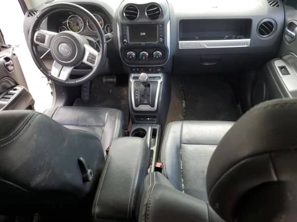 2017 Jeep Compass High Altitude с VIN 1C4NJDEB2HD168148, выставлен на аукционе Copart как лот 70973585 с пробегом 94 136 миль миль и Списание • Salvage title. История ставок и продаж доступна на DreamBid. Изображение 8.
