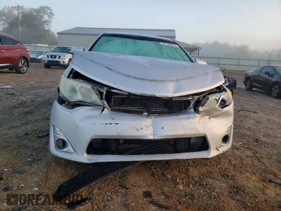 2012 Toyota Camry XLE with VIN 4T1BD1FK1CU049387, listed as a Copart auction lot 81140615 with 230,694 mi miles and Salvage title. Bid and sale history available at DreamBid. Image 5.