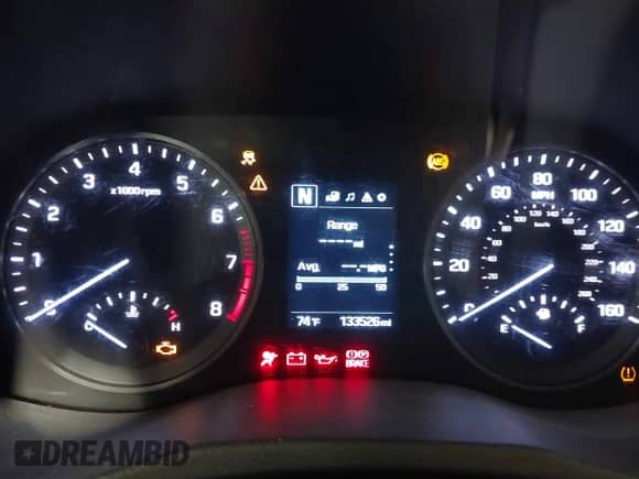 2016 Hyundai Tucson Sport z VIN KM8J33A28GU130488, wystawiony jako IAAI lot #42755588 z przebiegiem 133 526 mil mil oraz . Historia ofert i sprzedaży dostępna na DreamBid. Obrazek 7.