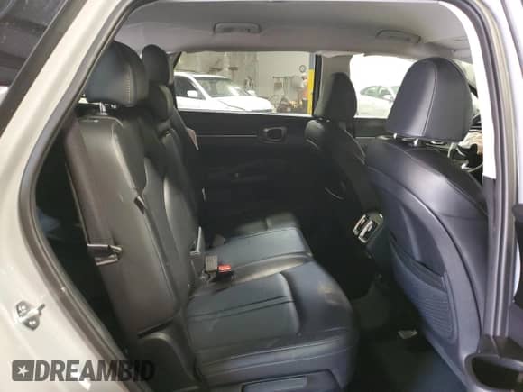 2025 Kia Sorento S с VIN 5XYRLDJC6SG378206, выставлен на аукционе Copart как лот 65598125 с пробегом 22 107 миль миль и Списание • Salvage title. История ставок и продаж доступна на DreamBid. Изображение 11.