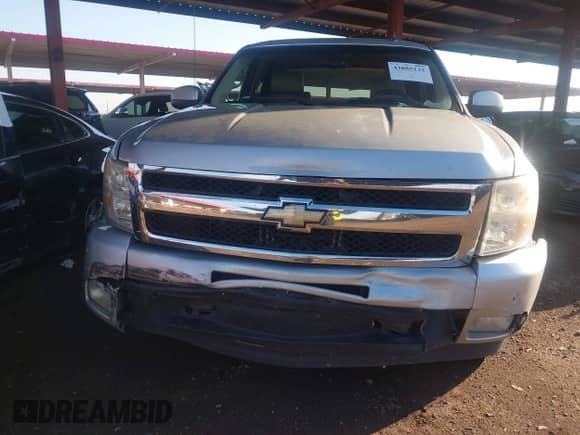 2011 Chevrolet Silverado 1500 LTZ with VIN 3GCPCTE01BG384112, listed as a IAAI auction lot 43085132 with 200,374 mi miles and . Bid and sale history available at DreamBid. Image 6.