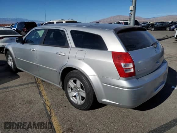 2006 Dodge Magnum z VIN 2D4FV47V76H494448, wystawiony jako Copart lot #82257374 z przebiegiem 155 877 mil mil oraz Szkoda całkowita • Salvage title. Historia ofert i sprzedaży dostępna na DreamBid. Obrazek 2.