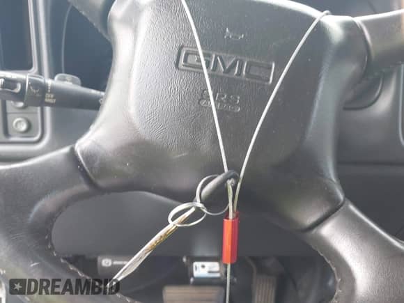2002 GMC Sierra 1500 SLE с VIN 2GTEC19T421255726, выставлен на аукционе IAAI как лот 43039806 с пробегом 196 705 миль миль и . История ставок и продаж доступна на DreamBid. Изображение 11.