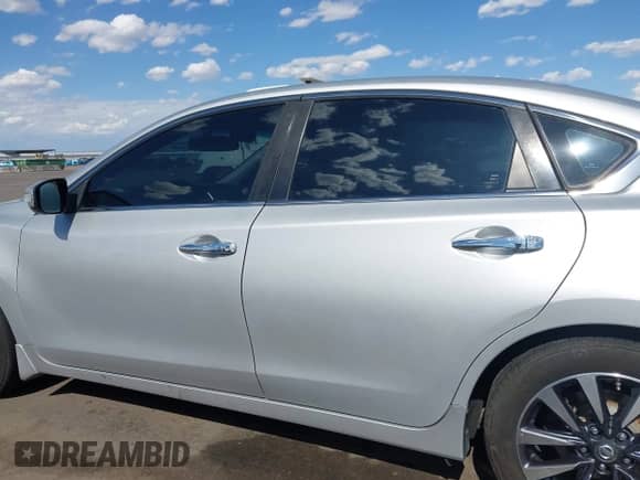 2016 Nissan Altima SV z VIN 1N4AL3AP1GC196084, wystawiony jako IAAI lot #42113589 z przebiegiem 151 210 mil mil oraz . Historia ofert i sprzedaży dostępna na DreamBid. Obrazek 15.