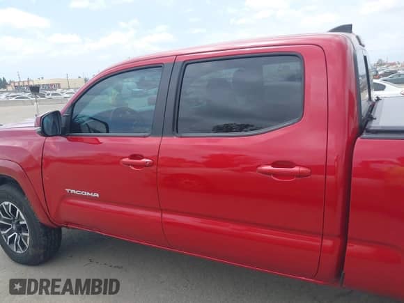 2021 Toyota Tacoma SR5 с VIN 3TYBZ5DN6MT000982, выставлен на аукционе IAAI как лот 42135399 с пробегом 28 991 миль миль и . История ставок и продаж доступна на DreamBid. Изображение 14.