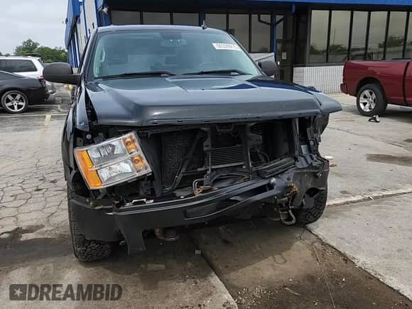 2013 GMC Sierra 1500 SLE z VIN 3GTP2VE76DG289690, wystawiony jako Copart lot #66324915 z przebiegiem 155 445 mil mil oraz Czysty tytuł • Clean title. Historia ofert i sprzedaży dostępna na DreamBid. Obrazek 13.