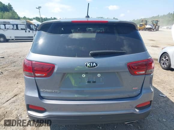 2020 Kia Sorento LX with VIN 5XYPGDA30LG623854, listed as a IAAI auction lot 42712043 with 60,884 mi miles and . Bid and sale history available at DreamBid. Image 16.