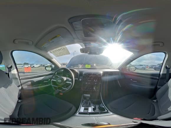 2024 Hyundai Tucson SEL z VIN 5NMJB3DE3RH305950, wystawiony jako IAAI lot #42981928 z przebiegiem 36 529 mil mil oraz . Historia ofert i sprzedaży dostępna na DreamBid. Obrazek 19.