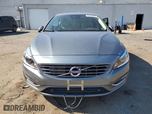2018 Volvo S60 Inscription Platinum с VIN LYV402TM9JB156991, выставлен на аукционе Copart как лот 70232645 с пробегом 8 284 миль миль и Списание • Salvage title. История ставок и продаж доступна на DreamBid. Изображение 5.